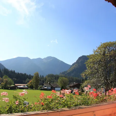 Arnika Garni Hotel 4*